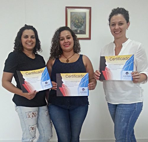 alunos-pequenos-grupos