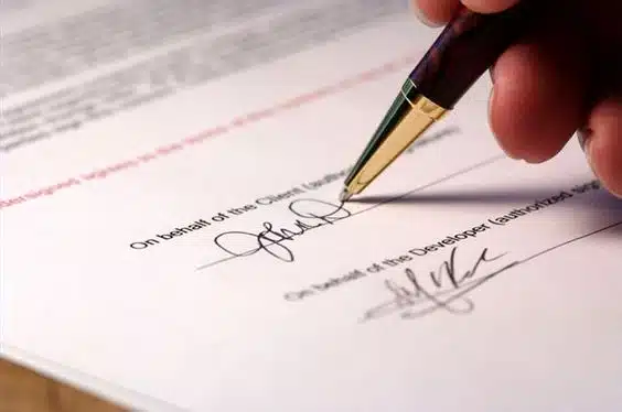 Imagem ilustrativa de contrato